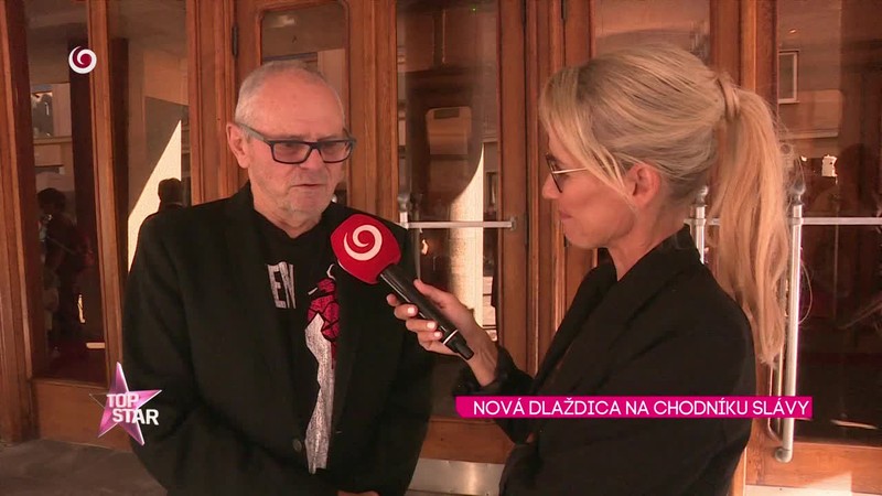 NOVÁ DLAŽDICA NA CHODNÍKU SLÁVY