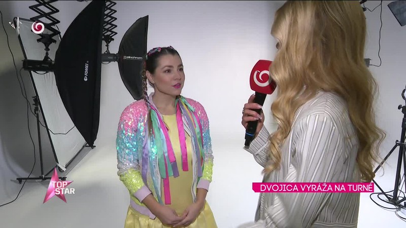 DVOJICA VYRÁŽA NA TURNÉ