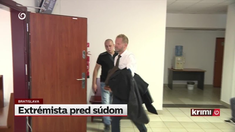 Extrémista pred súdom