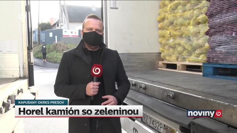 Horel kamión so zeleninou
