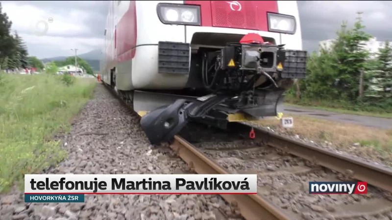 Auto po zrážke zmietlo študentku