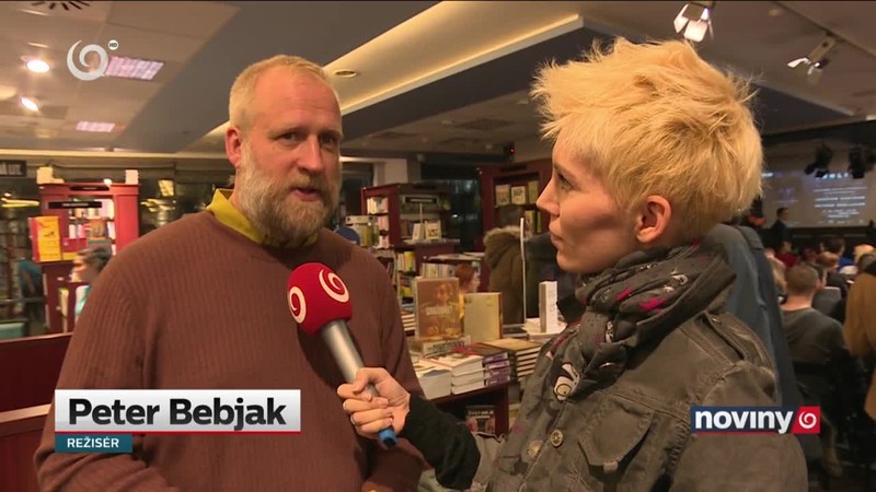 Trhlina mieri do kín