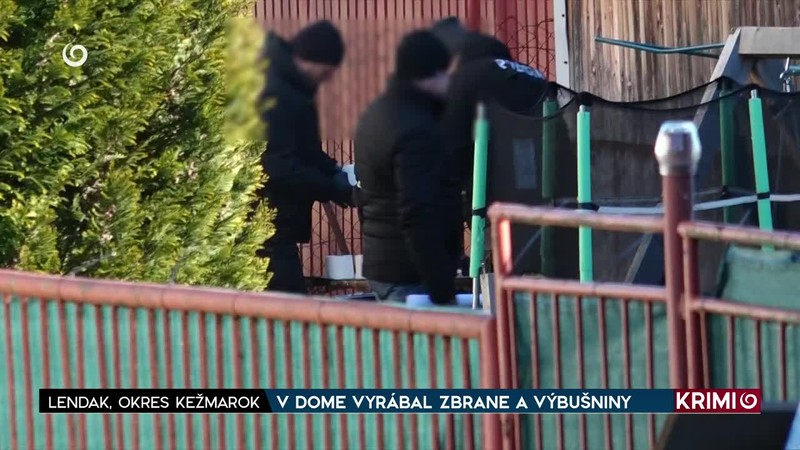 V DOME VYRÁBAL ZBRANE A VÝBUŠNINY