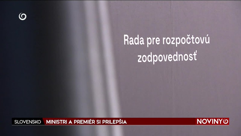 MINISTRI A PREMIÉR SI PRILEPŠIA