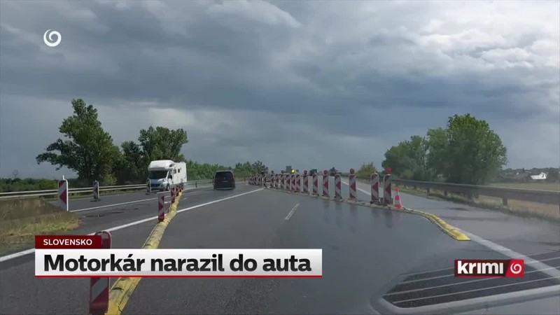 Motorkár narazil do auta