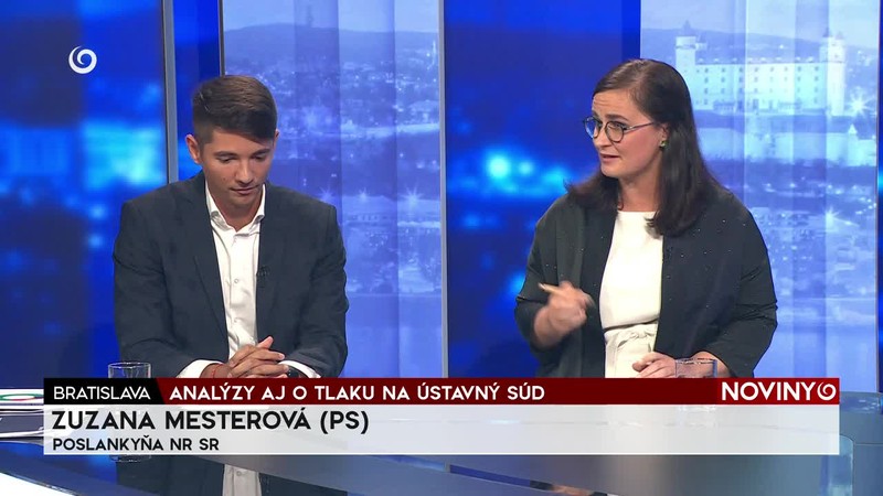 ANALÝZY AJ O TLAKU NA ÚSTAVNÝ SÚD