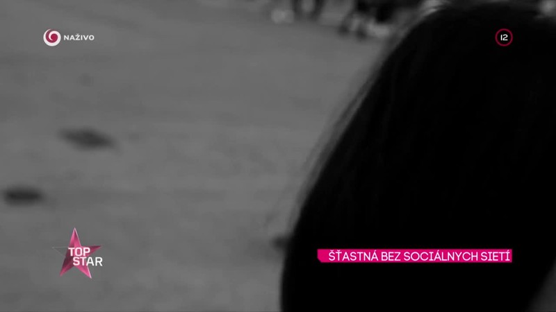 ŠŤASTNÁ BEZ SOCIÁLNYCH SIETÍ selena gomez