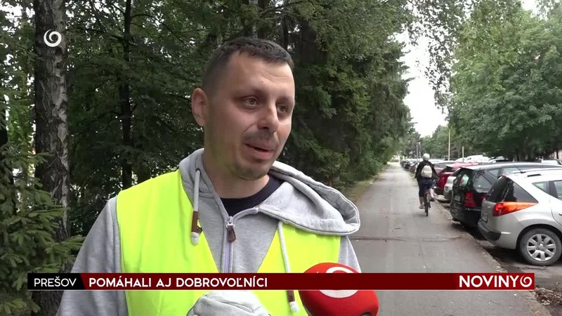 POMÁHALI AJ DOBROVOĽNÍCI