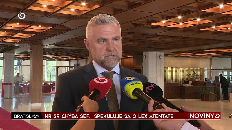 NR SR CHÝBA ŠÉF,  ŠPEKULUJE SA O LEX ATENTÁTE