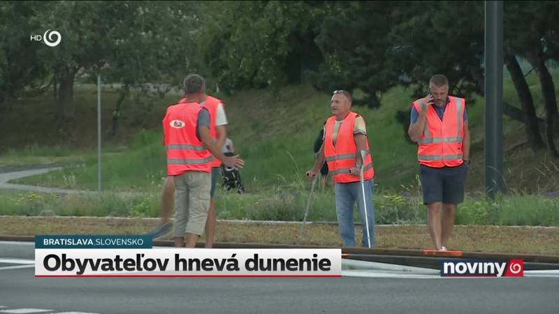 Obyvateľov hnevá dunenie