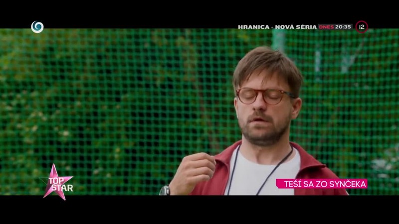 Teší sa zo synčeka