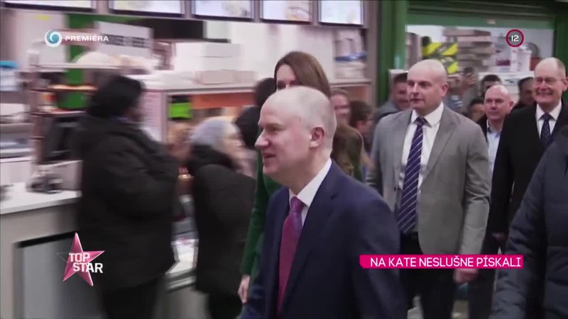 NA KATE NESLUŠNE PÍSKALI