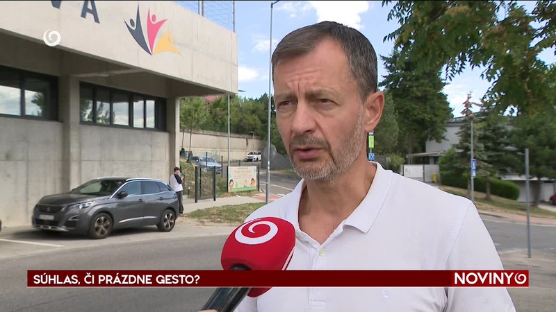 SÚHLAS, ČI PRÁZDNE GESTO?