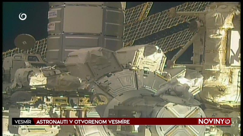 ASTRONAUTI V OTVORENOM VESMÍRE