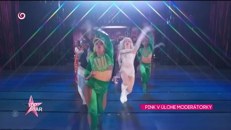 PINK V ÚLOHE MODERÁTORKY