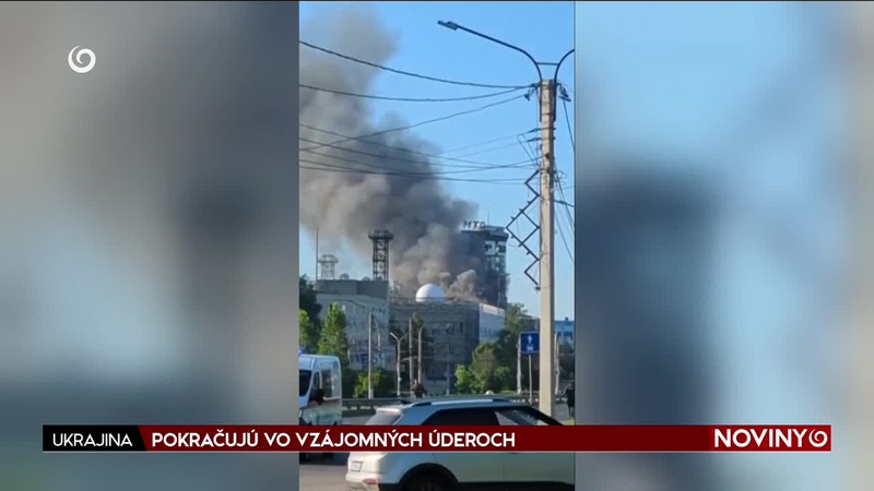 POKRAČUJÚ VO VZÁJOMNÝCH ÚDEROCH