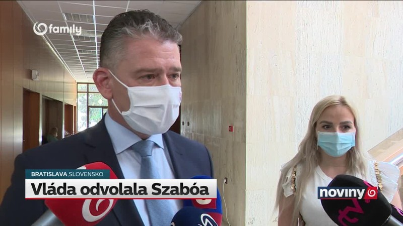 Vláda odvolala Szabóa