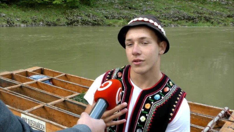 Chlapec (16) zachránil život pltníkovi. Ďalších tridsať ľudí sa len prizeralo