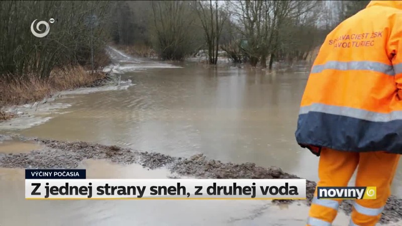 Z jednej strany sneh, z druhej voda
