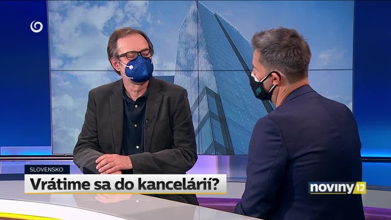 Vrátime sa do kancelárií?