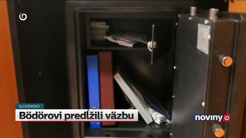 Bödörovi predĺžili väzbu