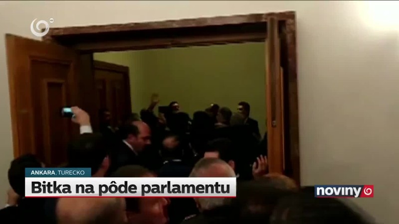 Bitka na pôde parlamentu