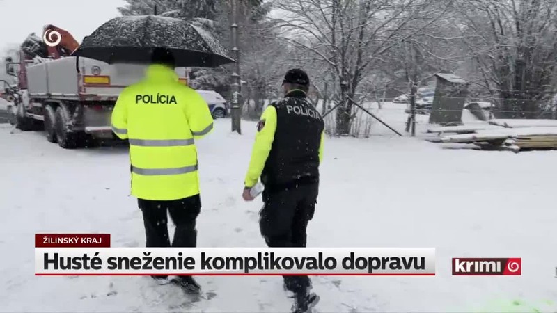 Husté sneženie komplikovalo dopravu