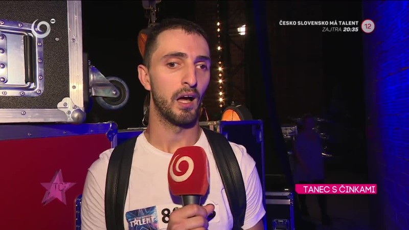 TANEC S ČINKAMI
