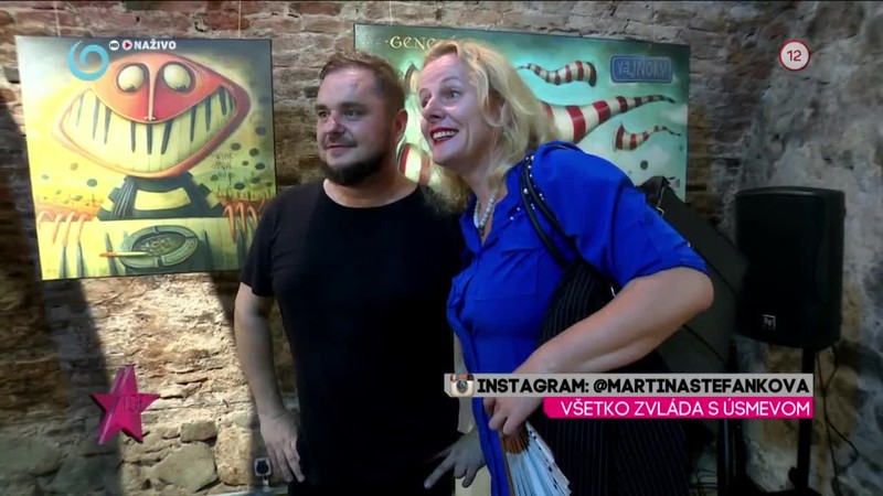 VŠETKO ZVLÁDA S ÚSMEVOM