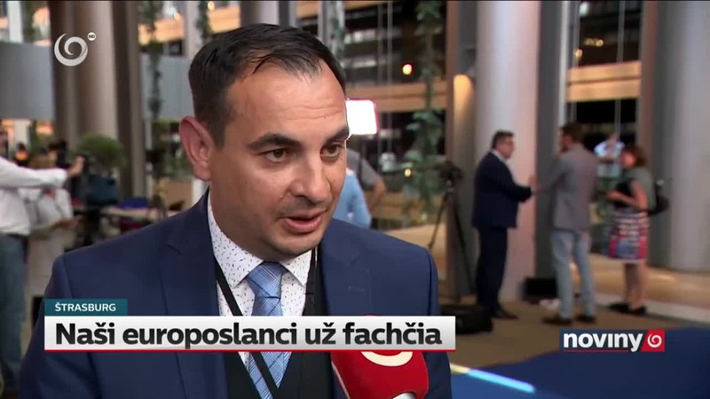 Naši europoslanci už fachčia