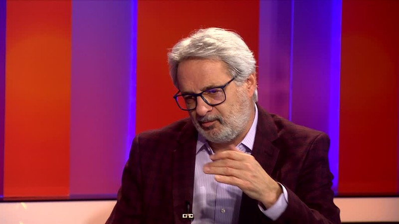 O prezidentskom karnevale, o Leškovom pase a o mesiačikoch R. Fica