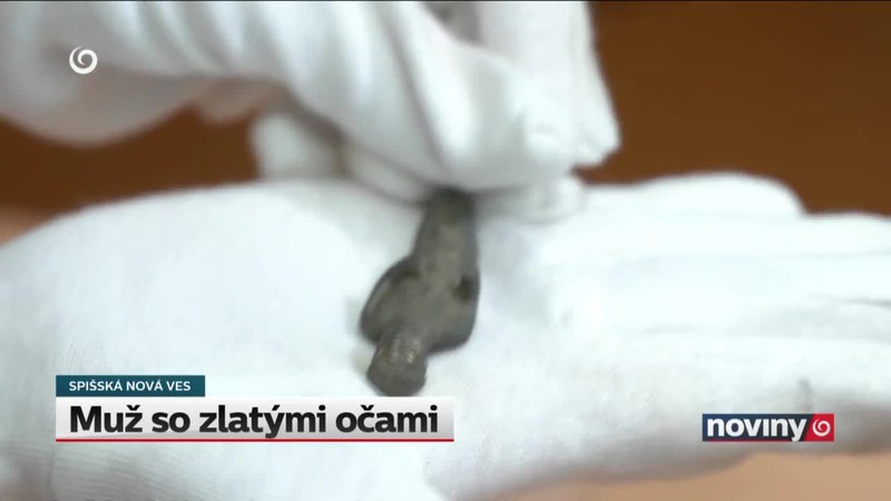 Muž so zlatými očami
