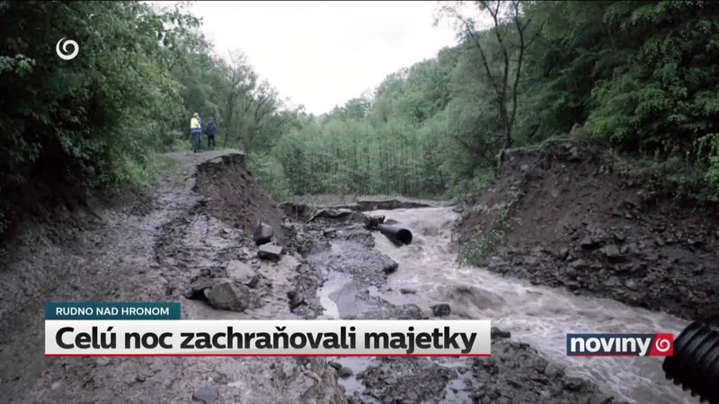 Celú noc zachraňovali majetky