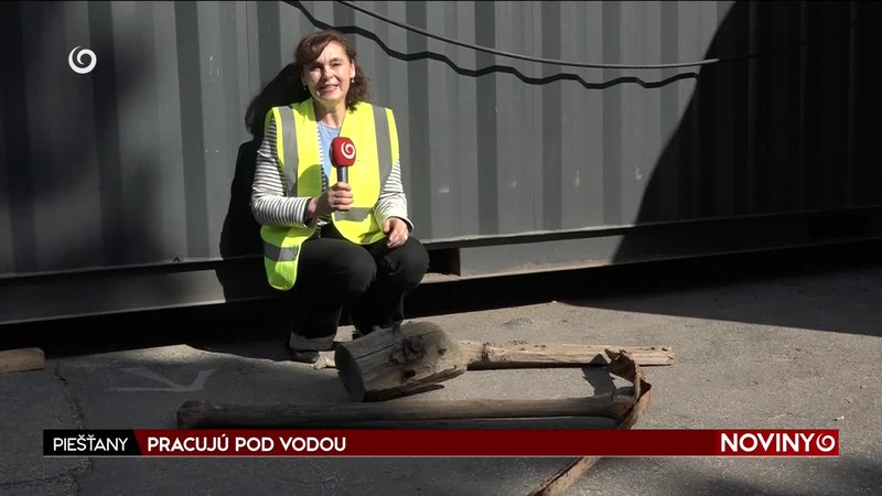 PRACUJÚ POD VODOU