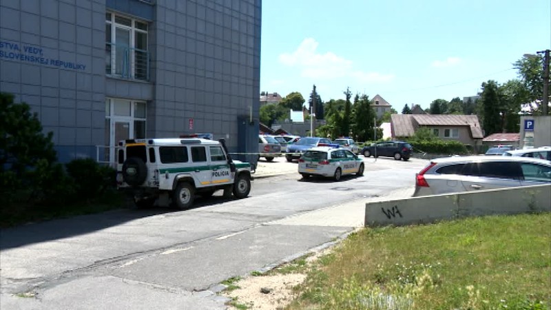 Polícia preverovala prítomnosť bomby na ministerstve školstva
