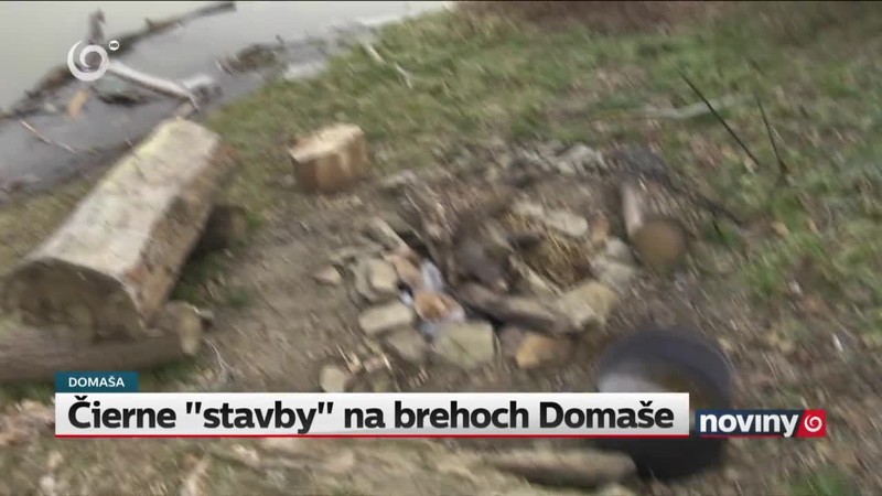 Čierne "stavby" na brehoch Domaše