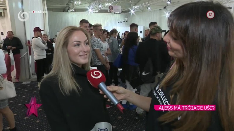 ALESS MÁ TRČIACE UŠI?