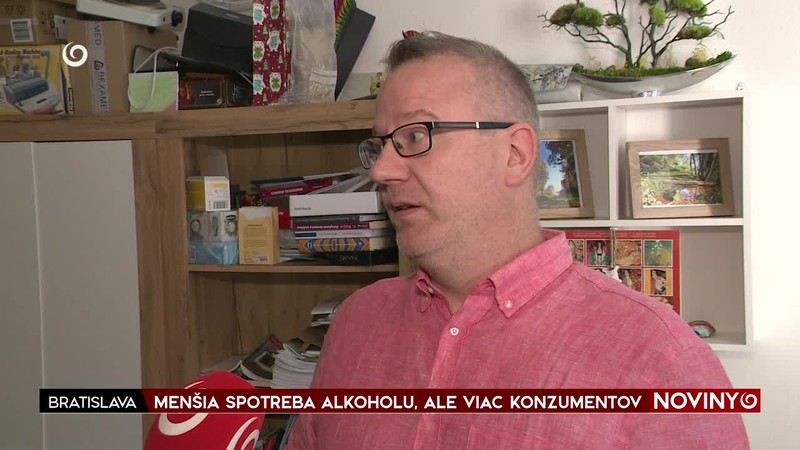 MENŠIA SPOTREBA ALKOHOLU, ALE VIAC KONZUMENTOV