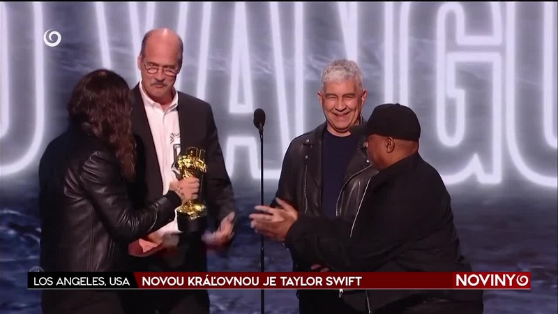 NOVOU KRÁĽOVNOU JE TAYLOR SWIFT