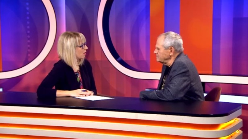 O zmenenom expremiérovi, o škaredých slovách v zahraničí  a o hokejistovi Dankovi