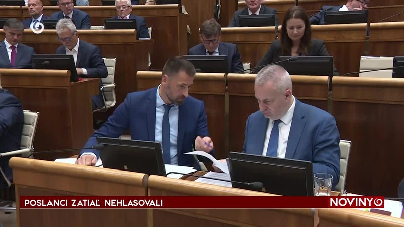 POSLANCI ZATIAĽ NEHLASOVAL