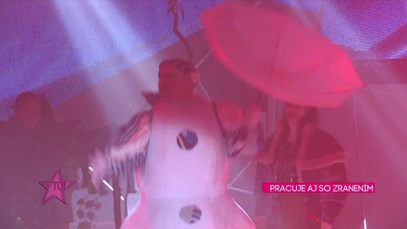 PRACUJE AJ SO ZRANENÍM