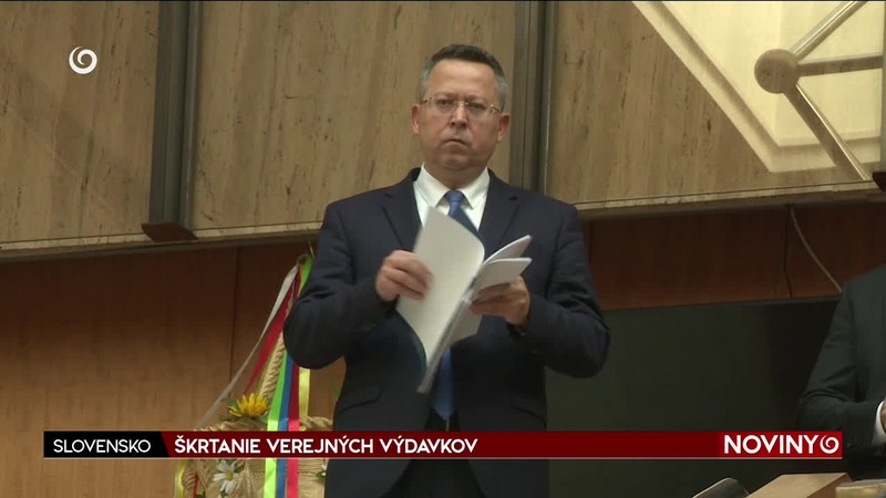 ŠKRTANIE VEREJNÝCH VÝDAVKOV