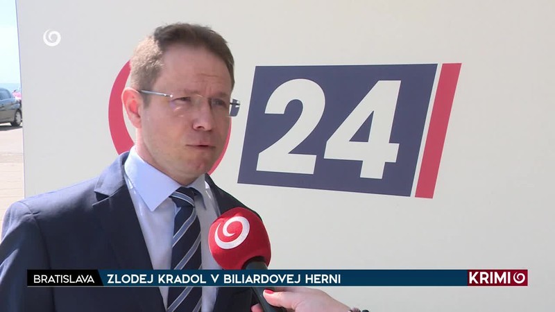 ZLODEJ KRADOL V BILIARDOVEJ HERNI