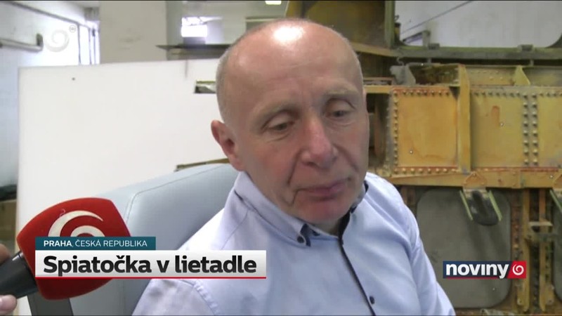 Spiatočka v lietadle