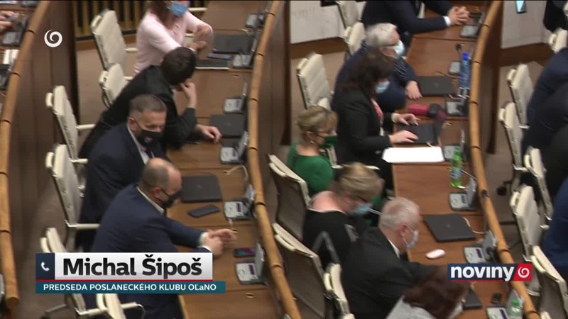 Koronavírus medzi poslancami