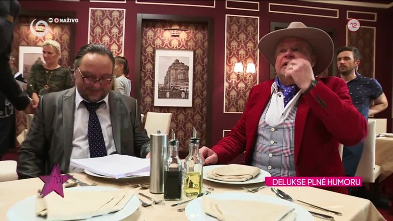 DELUKSE PLNÉ HUMORU