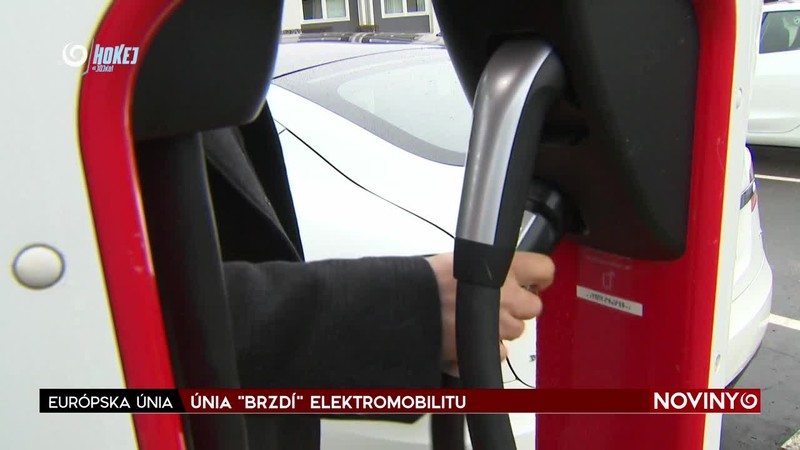 ÚNIA "BRZDÍ" ELEKTROMOBILITU