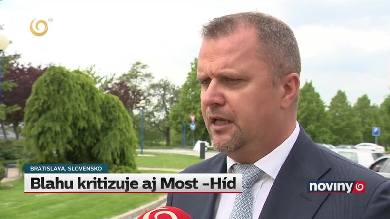 Blahu kritizuje aj Most -Híd