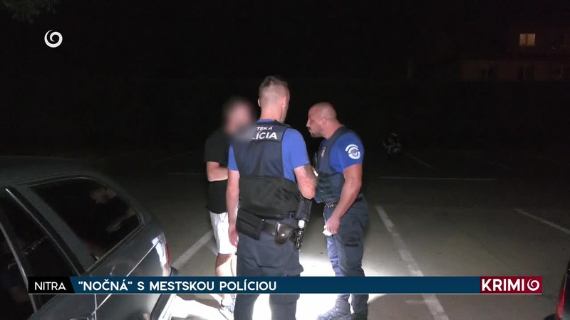 V STRECHE AUTA SI NAŠIEL ZAPICHNUTÝ KROMPÁČ